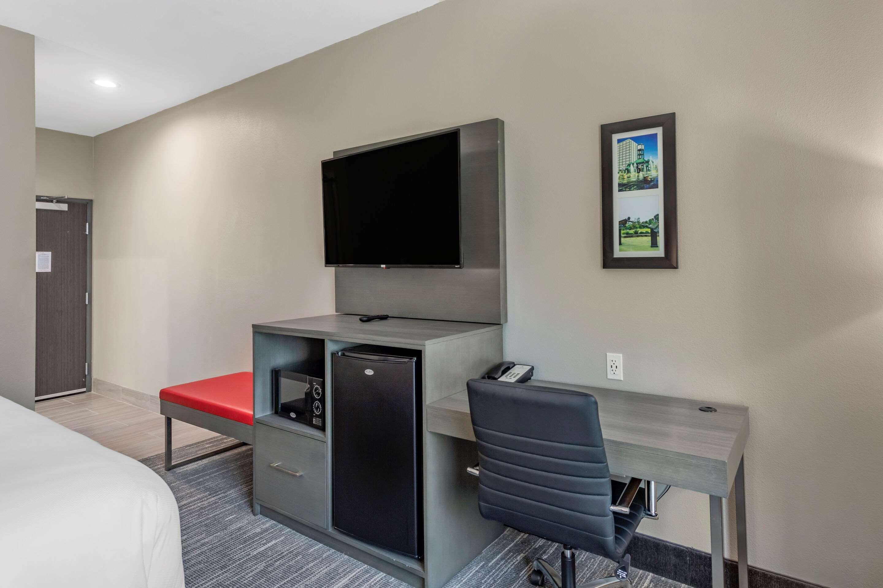 אוליב בראנץ' Comfort Inn & Suites מראה חיצוני תמונה