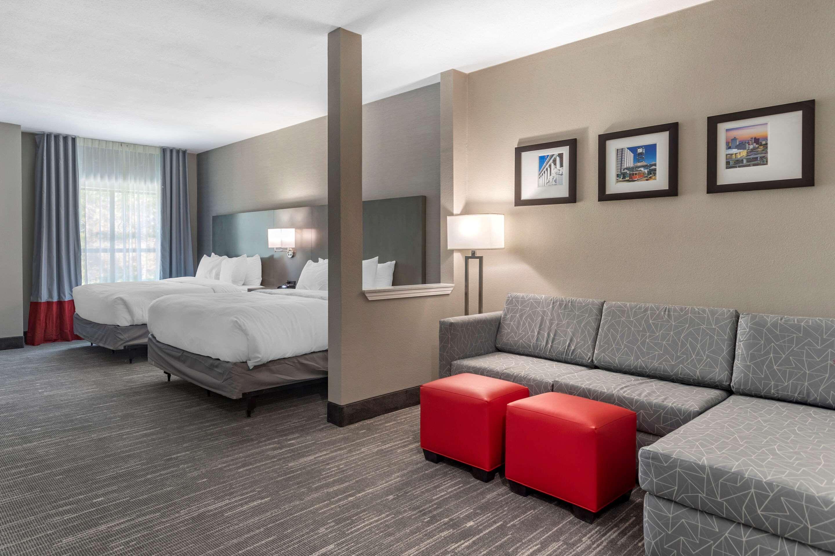 אוליב בראנץ' Comfort Inn & Suites מראה חיצוני תמונה