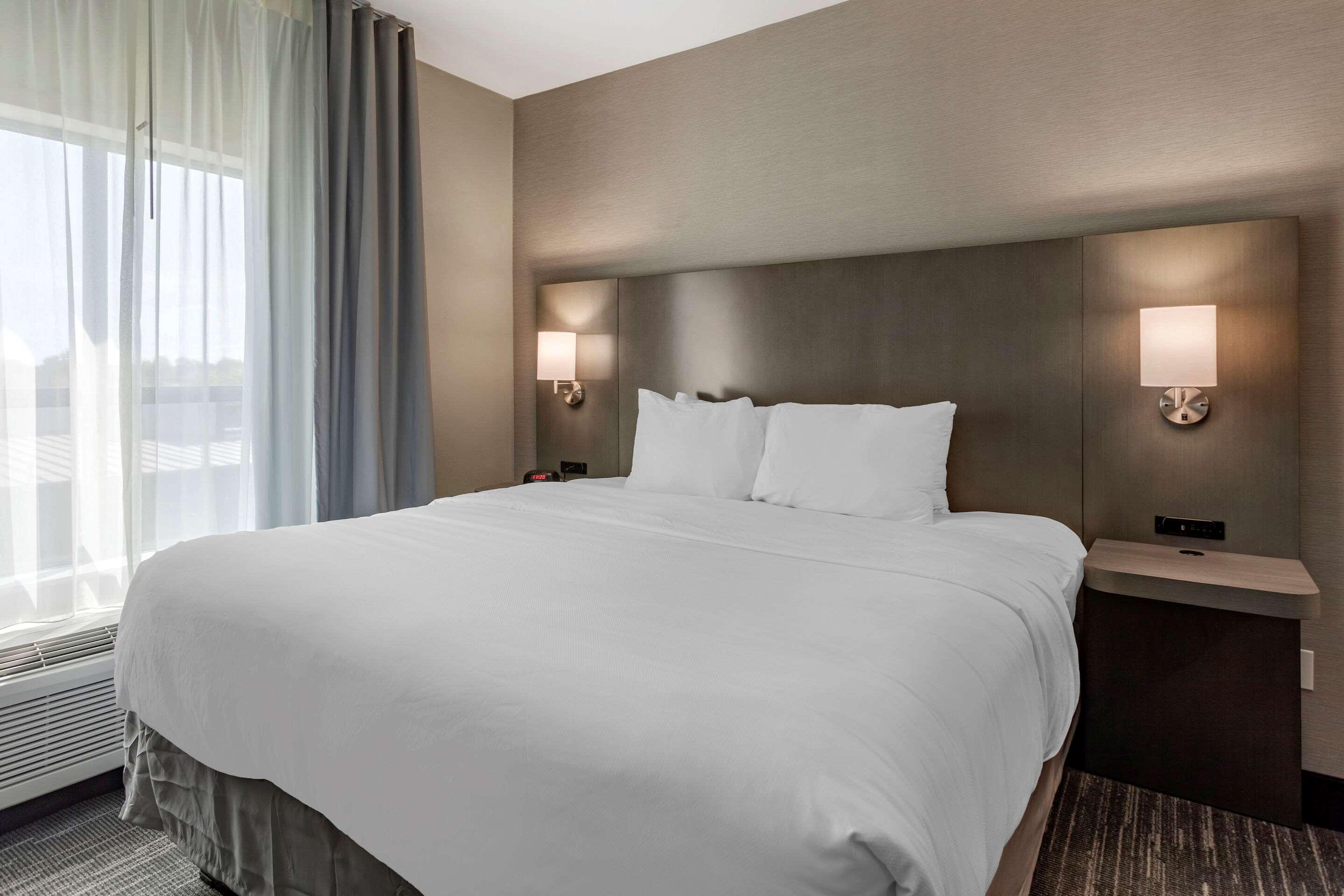 אוליב בראנץ' Comfort Inn & Suites מראה חיצוני תמונה