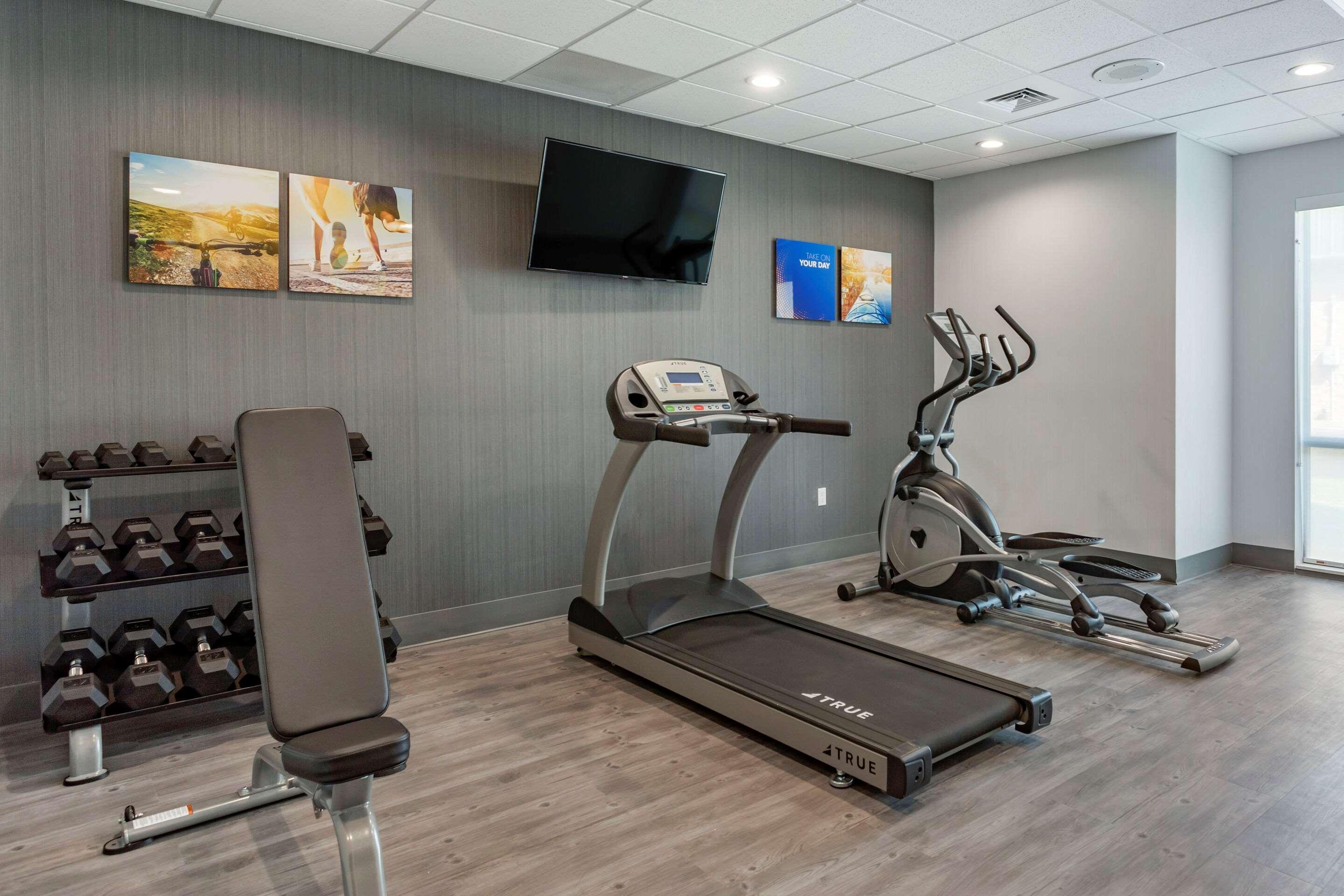 אוליב בראנץ' Comfort Inn & Suites מראה חיצוני תמונה