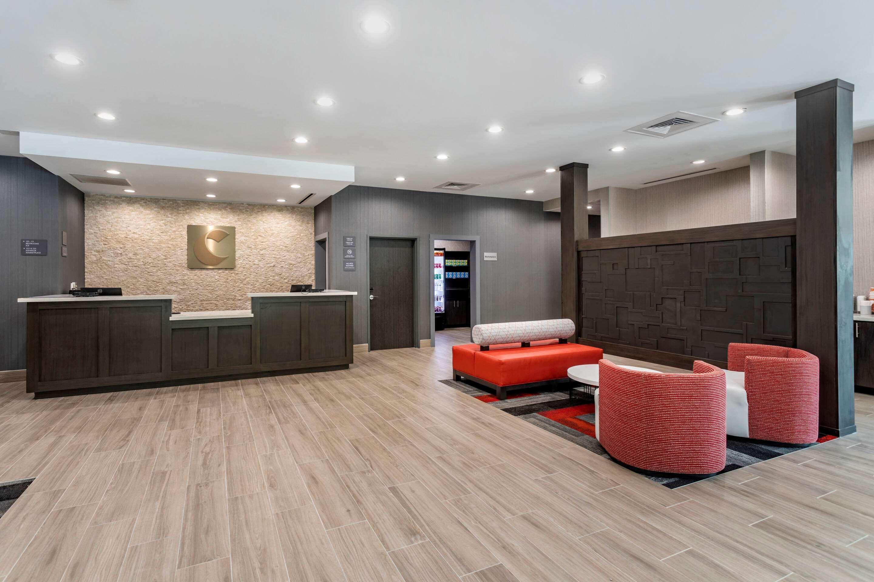אוליב בראנץ' Comfort Inn & Suites מראה חיצוני תמונה
