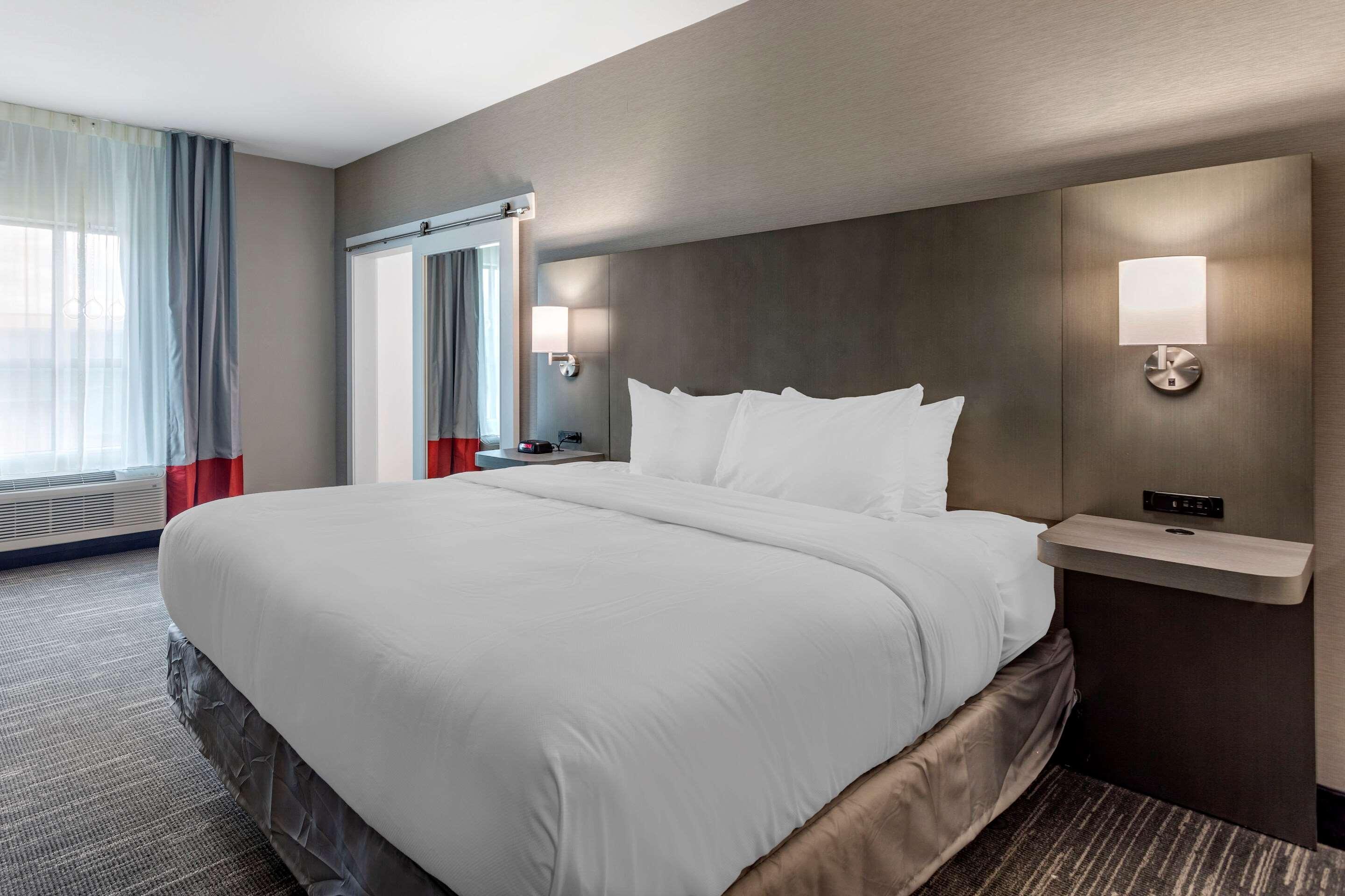 אוליב בראנץ' Comfort Inn & Suites מראה חיצוני תמונה