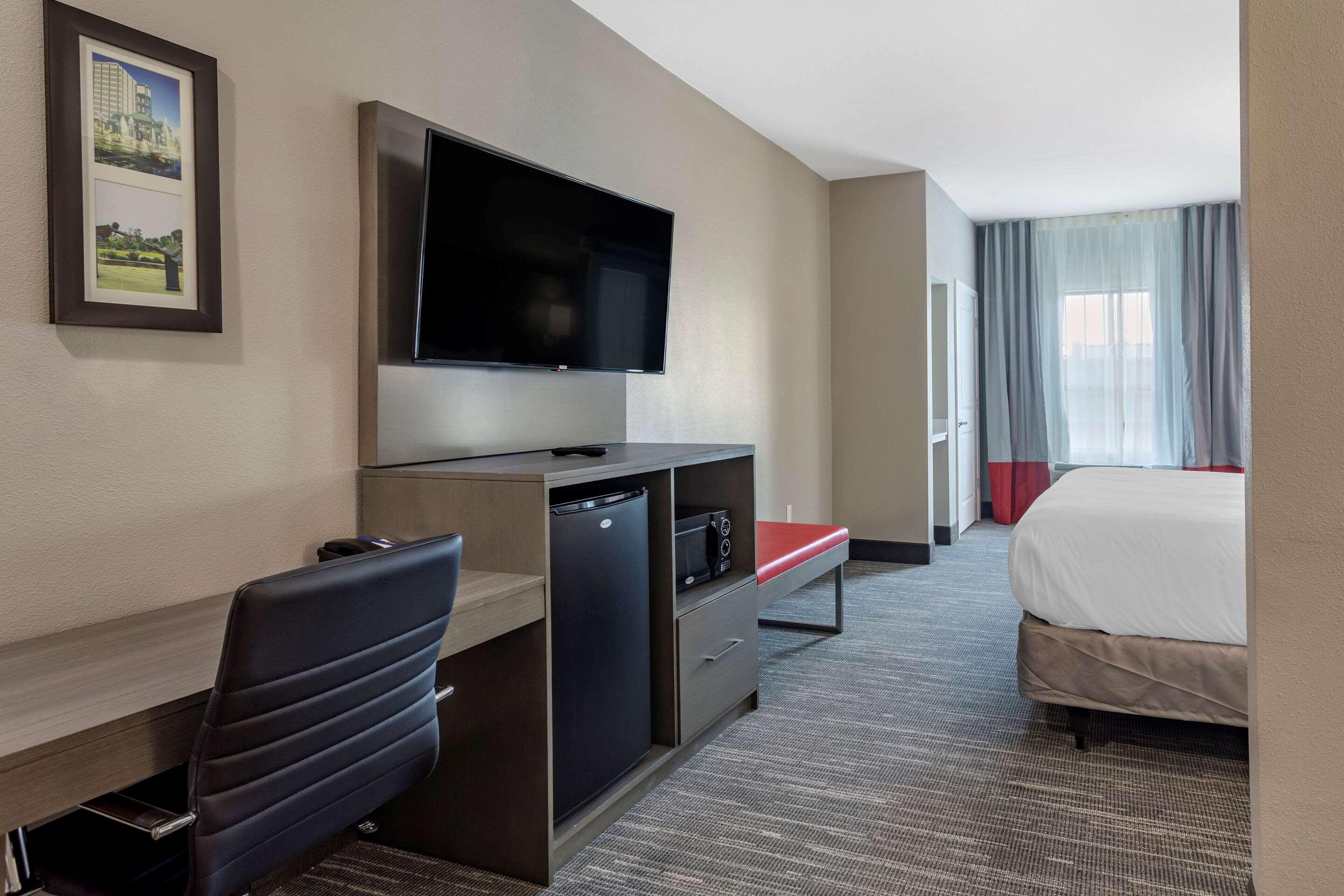 אוליב בראנץ' Comfort Inn & Suites מראה חיצוני תמונה