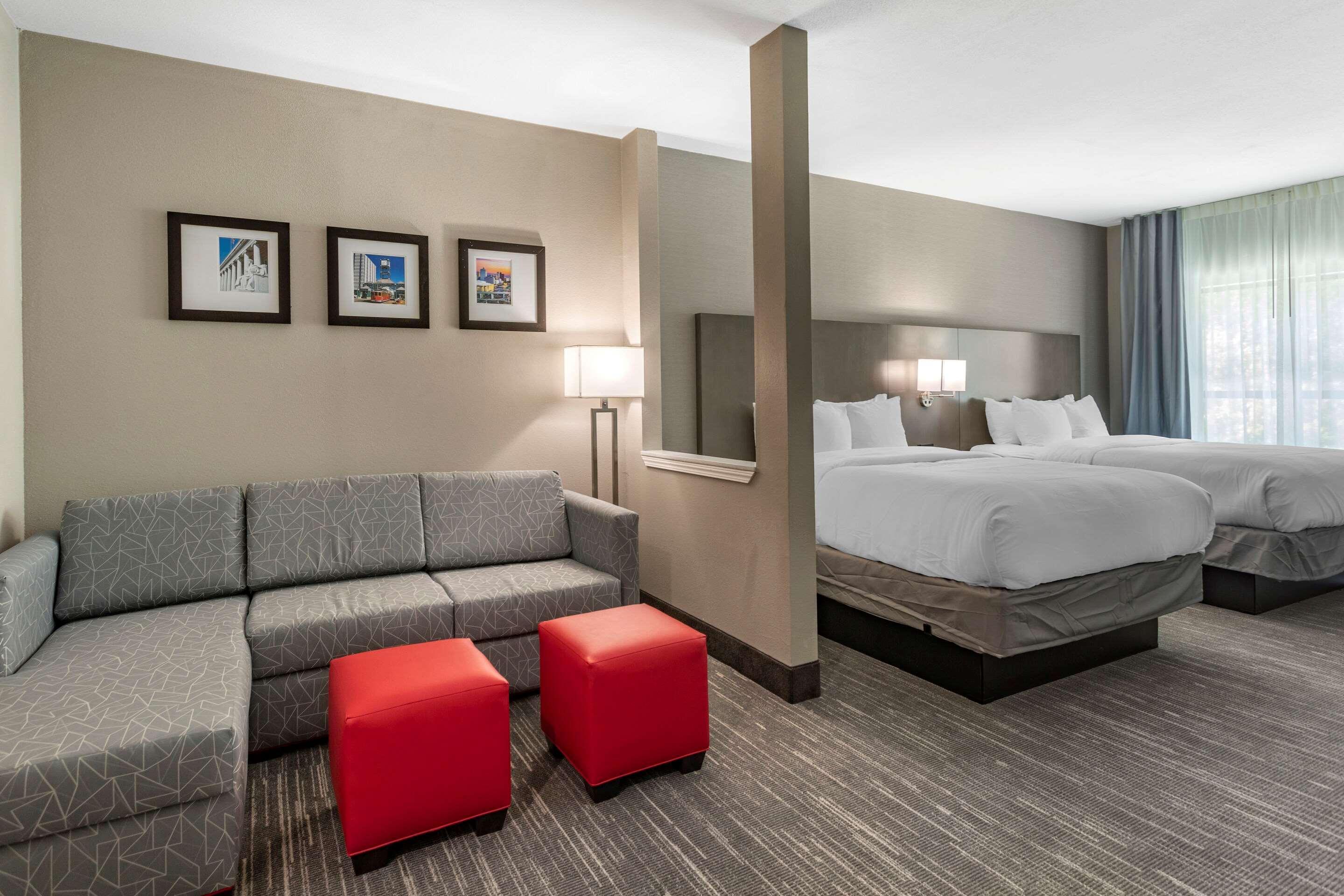 אוליב בראנץ' Comfort Inn & Suites מראה חיצוני תמונה