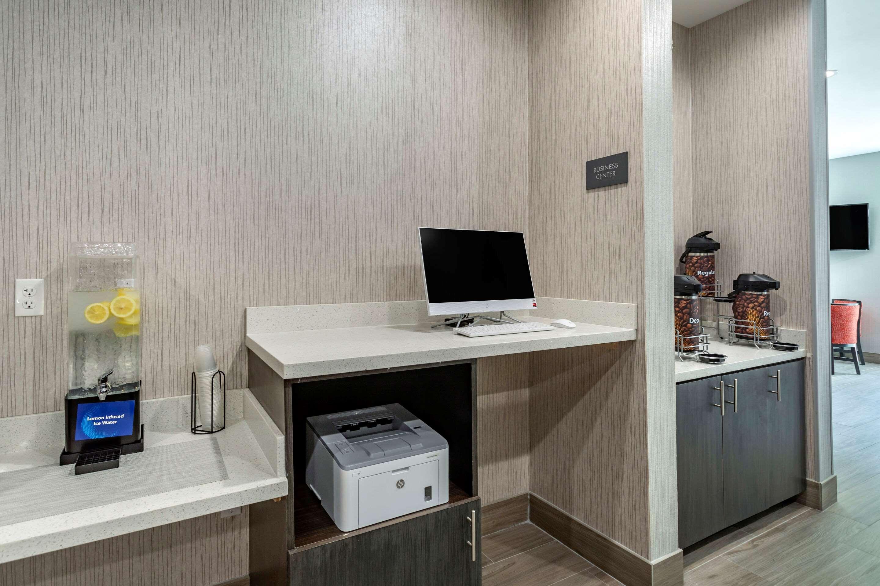 אוליב בראנץ' Comfort Inn & Suites מראה חיצוני תמונה